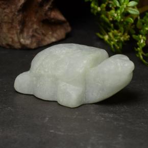 Giadeite naturale verde da 76,06 ct, forma fantasia, opaco