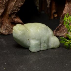 Giadeite naturale verde da 85,76 ct, forma fantasia, opaco