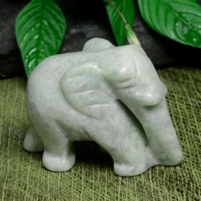 Giadeite Verde pallido naturale da 121.03 ct, Forma fantasia, Opaco