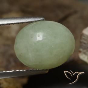 Giadeite Verde chiaro naturale da 4.89 ct, Taglio ovale, Traslucido