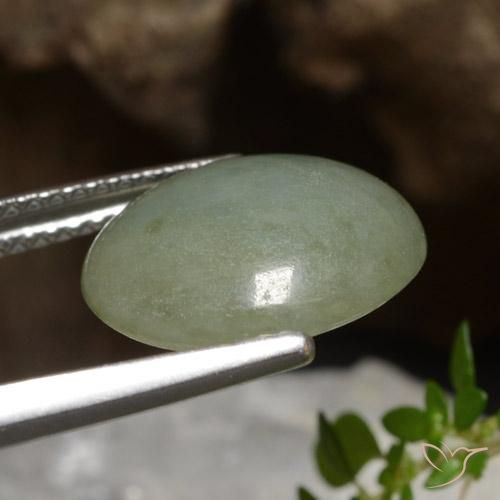 Giadeite Verde medio naturale da 5.81 ct, Ovale, Traslucido