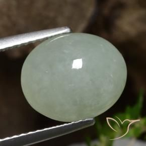 Giadeite Grigio verde naturale da 4.87 ct, Ovale, Traslucido