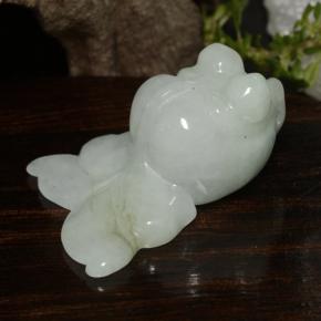 Giadeite naturale bianco da 39,59 ct, forma fantasia, traslucido