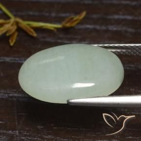 Giadeite Verde medio naturale da 7.82 ct, Ovale, Traslucido