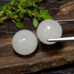 Giadeite naturale verde da 13,42 ct, sfera / palla, traslucido