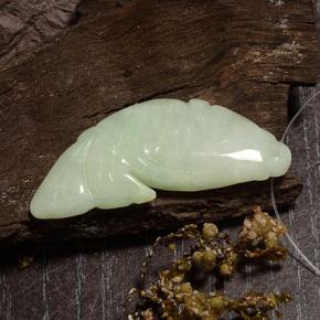 Giadeite naturale verde da 27,85 ct, forma fantasia, traslucido