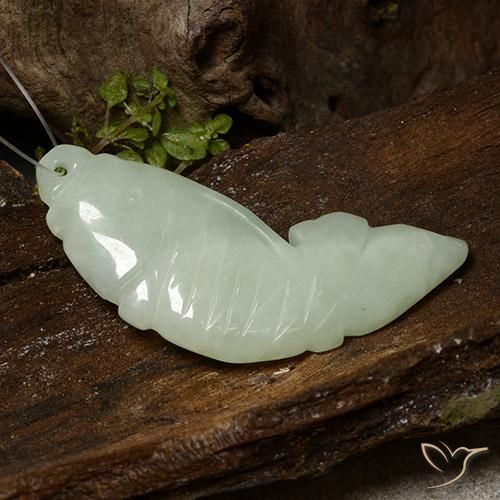 27.95ct Naturale Verde grigiastro Giadeite, Taglio a fantasia, Traslucido