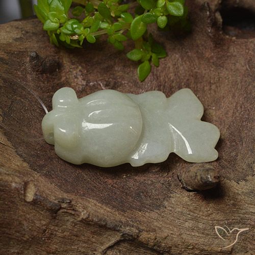23.91ct Naturale Verde medio Giadeite, Taglio a fantasia, Traslucido