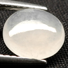 Giadeite Bianco naturale da 3.13 ct, Taglio ovale, Opaco