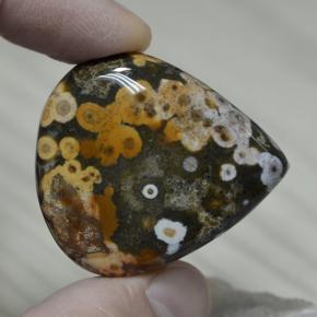 Diaspro naturale multicolore da 61,38 ct, taglio a pera, opaco
