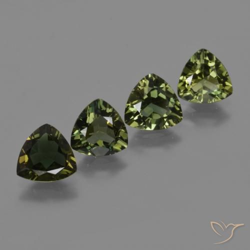 Gemme di Rupin del grano Verde scuro naturale da 2.47 ct, Taglio trillion, VVS-VS