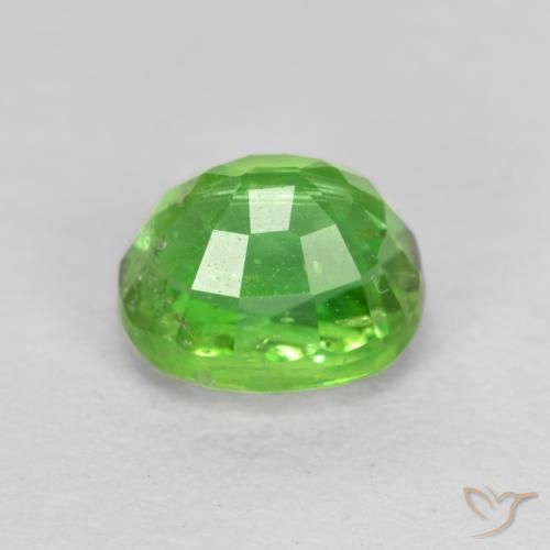 Rupin del grano Verde acceso naturale da 0.86 ct, Ovale, SI