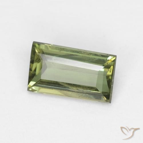 Rupin del grano Verde scuro naturale da 0.35 ct, Taglio a baguette, VS