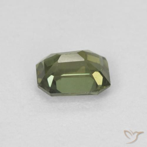 Rupin del grano Medium Dark-Green naturale da 0.25 ct, Ottagonale / Taglio smeraldo, VVS