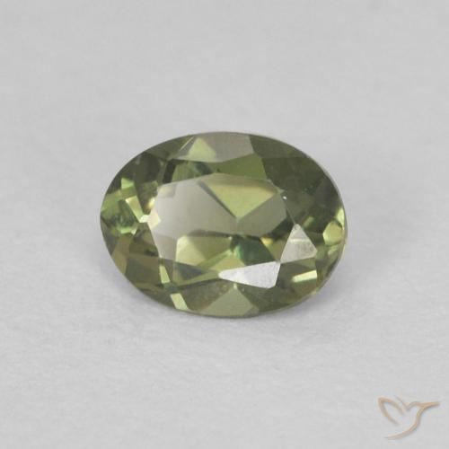 Rupin del grano Verde giallastro naturale da 0.24 ct, Ovale, VVS