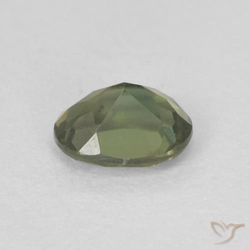 Rupin del grano Caldo bosco verde naturale da 0.27 ct, Ovale, VVS