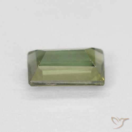 Rupin del grano Medium Light Green naturale da 0.25 ct, Taglio a baguette, VVS