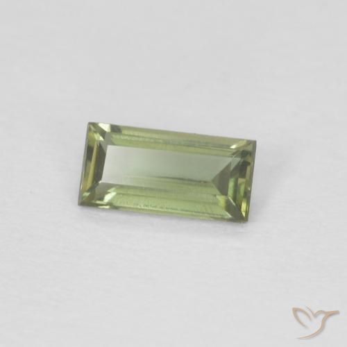 Rupin del grano Medium Light Green naturale da 0.24 ct, Taglio a baguette, VVS