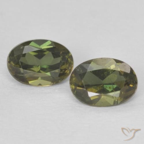 0.50ctw Naturale Verde marroncino Cornerupina, Ovale, VVS-VS