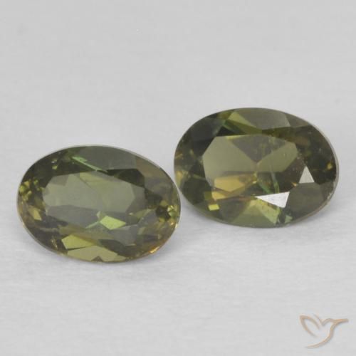 Gemme di Rupin del grano Verde marroncino naturale da 0.50 ct, Ovale, VVS-VS