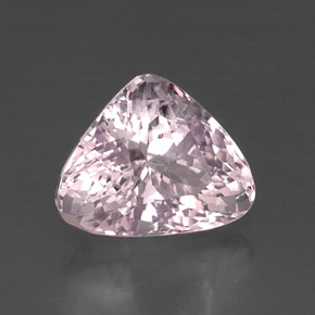 Kunzite naturale rosa da 8,63 ct, trillion, VVS-VS