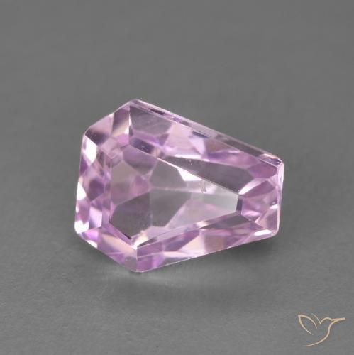 Kunzite Viola chiaro naturale da 2.22 ct, Taglio a fantasia, VVS-VS
