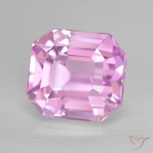 Kunzite Lilla naturale da 8.42 ct, Taglio smeraldo, VVS