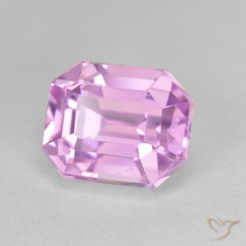 Kunzite Lilla chiaro naturale da 6.32 ct, Taglio smeraldo, VVS