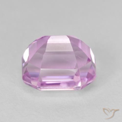 Kunzite Lilla chiaro naturale da 6.32 ct, Taglio smeraldo, VVS