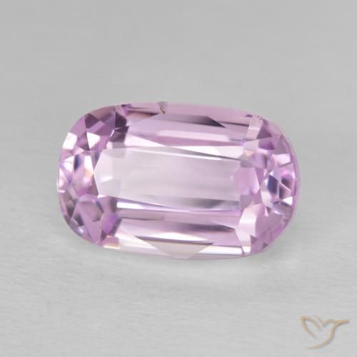 Kunzite Tono rosa ciliegia naturale da 7.83 ct, Ovale, VVS-VS