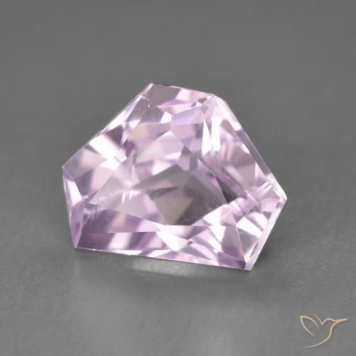 Kunzite Tono rosa molto chiaro naturale da 4.96 ct, Taglio a fantasia, VVS-VS