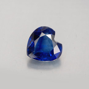 Cianite Blu naturale da 2.16 ct, A forma di cuore, VS-SI