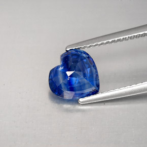 Cianite Blu naturale da 1.86 ct, A forma di cuore, VS-SI