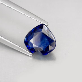 Cianite naturale blu da 1,70 ct, a forma di cuore, VS