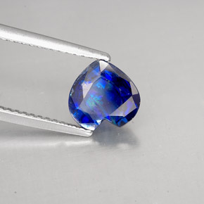 Cianite naturale blu da 1,71 ct, a forma di cuore, VS