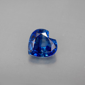 Cianite naturale blu da 2,12 ct, a forma di cuore, VS
