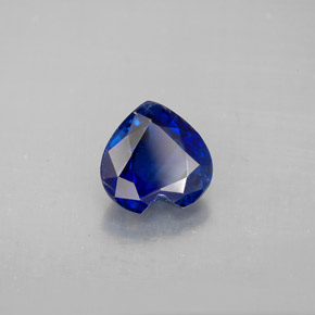 Cianite naturale blu da 2,20 ct, a forma di cuore, VS