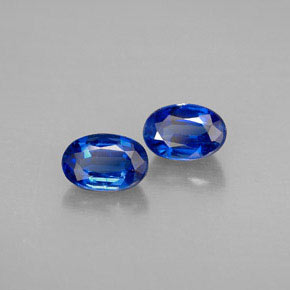 Cianite naturale blu da  ct, taglio ovale, VS