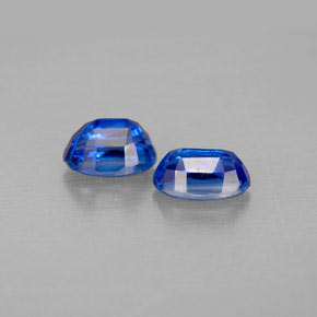 Cianite naturale blu da  ct, taglio ovale, VS