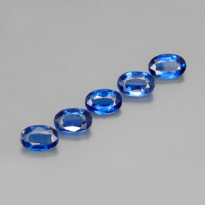 Cianite naturale blu da  ct, taglio ovale, VS