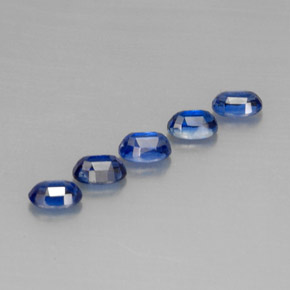 Cianite naturale blu da  ct, taglio ovale, VS