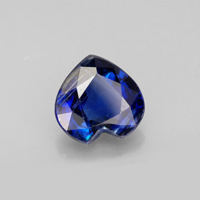 Cianite naturale blu da 1,96 ct, a forma di cuore, VS-SI