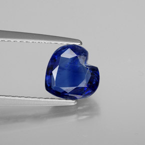 Cianite naturale blu da 1,84 ct, a forma di cuore, SI