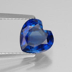 Cianite naturale blu da 2,30 ct, a forma di cuore, VS-SI