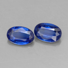Cianite naturale blu da  ct, taglio ovale, VS