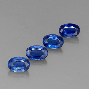 Cianite naturale blu da  ct, taglio ovale, VS-SI