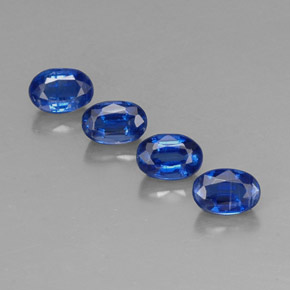 Cianite naturale blu da  ct, taglio ovale, VS-SI