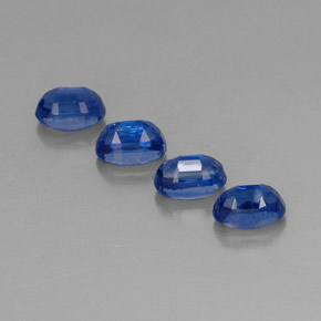 Cianite naturale blu da  ct, taglio ovale, VS-SI