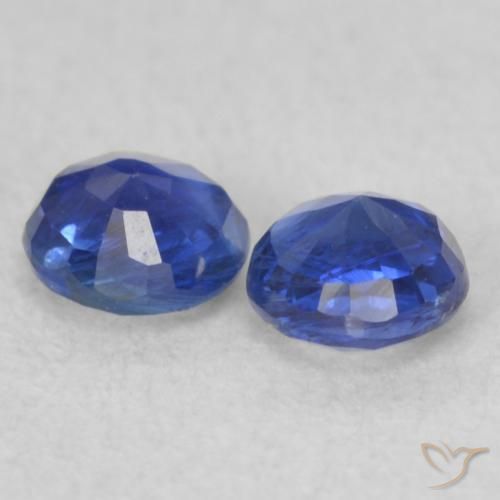 Gemme di Cianite Blu navy naturale da 0.57 ct, Rotondo, VS-SI