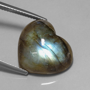 Labradorite naturale multicolore da 11,96 ct, a forma di cuore, traslucido